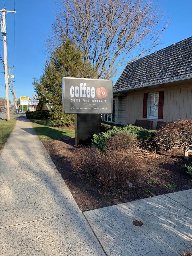 New Holland Country Squire Inn And Suites מראה חיצוני תמונה