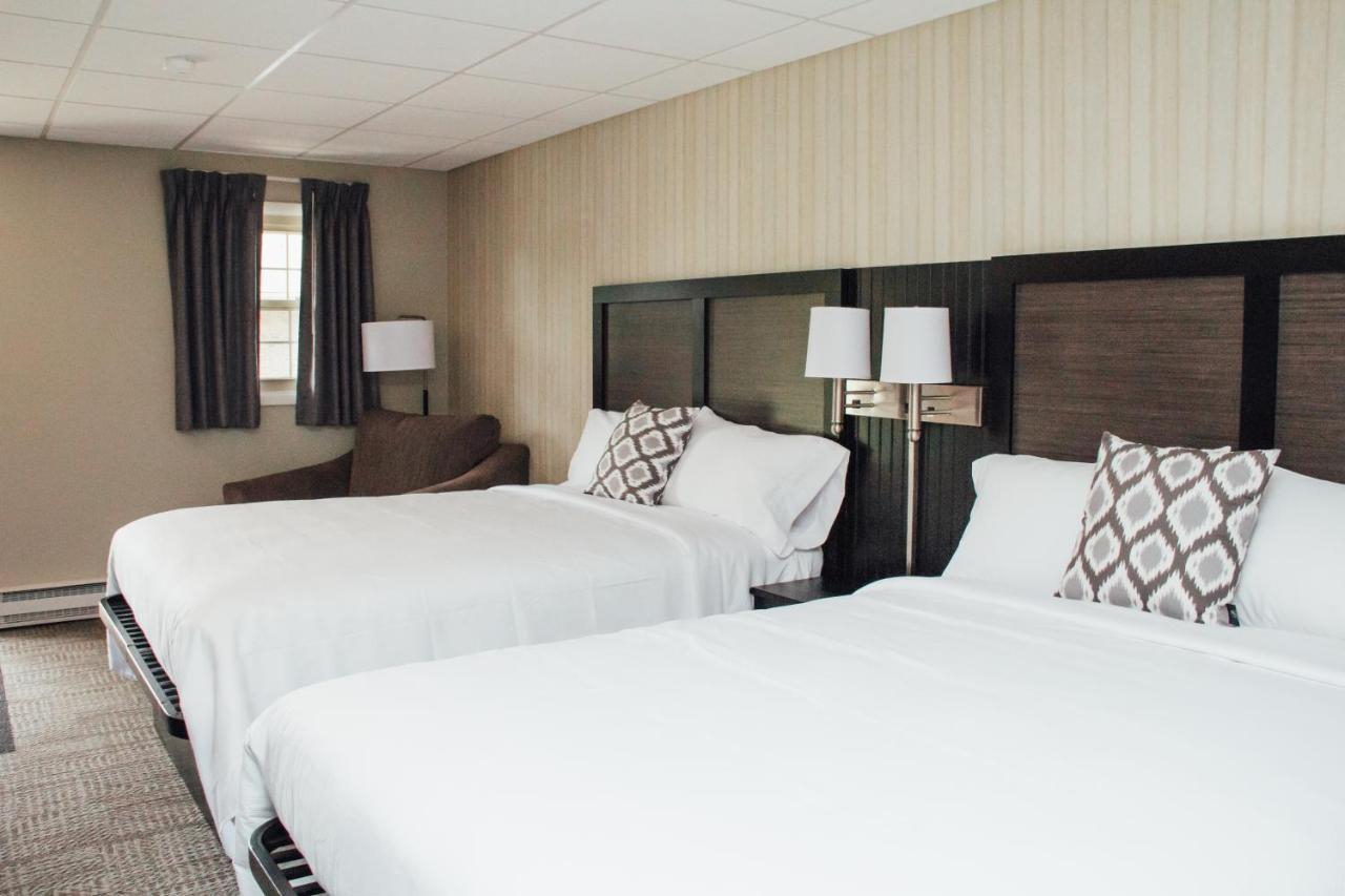 New Holland Country Squire Inn And Suites מראה חיצוני תמונה