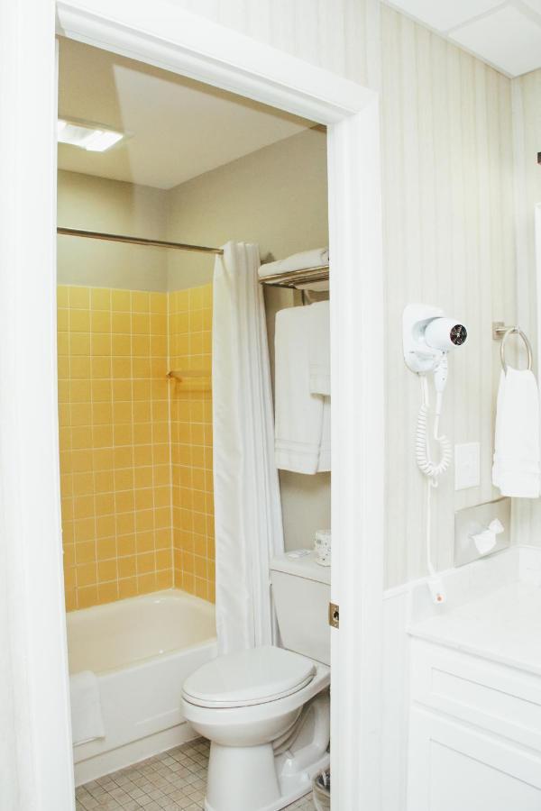 New Holland Country Squire Inn And Suites מראה חיצוני תמונה