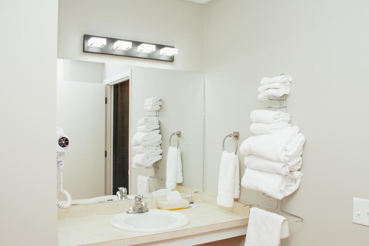 New Holland Country Squire Inn And Suites מראה חיצוני תמונה