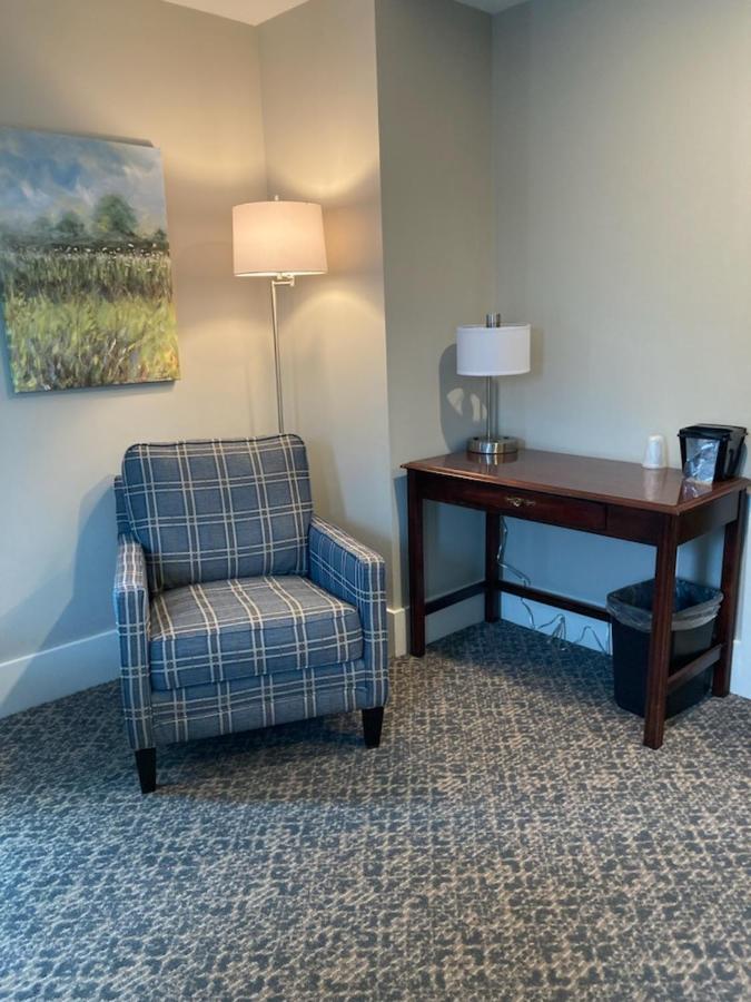 New Holland Country Squire Inn And Suites מראה חיצוני תמונה