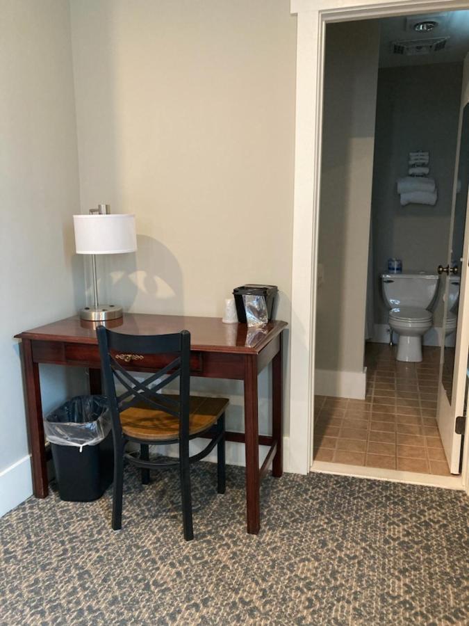 New Holland Country Squire Inn And Suites מראה חיצוני תמונה