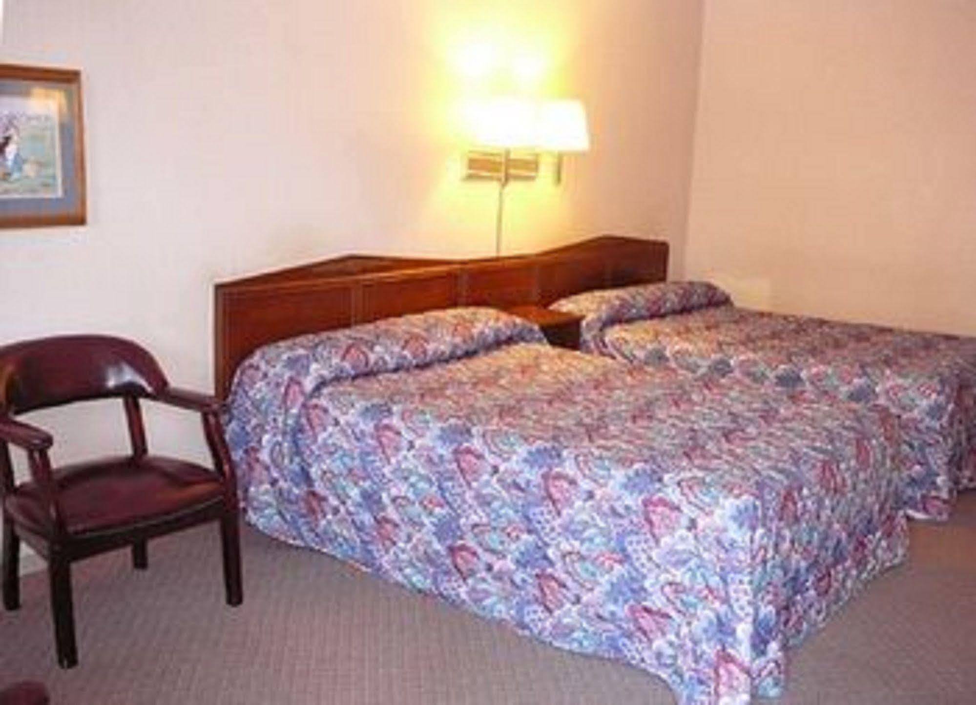New Holland Country Squire Inn And Suites מראה חיצוני תמונה
